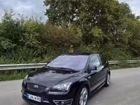 Ford Focus ST 2.5 225