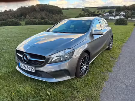 Mercedes-Benz Classe A A 180 1.6 122 Urban