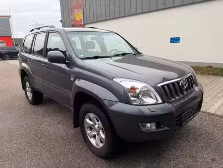 Toyota Land Cruiser 3.0 173 Sol 4x4