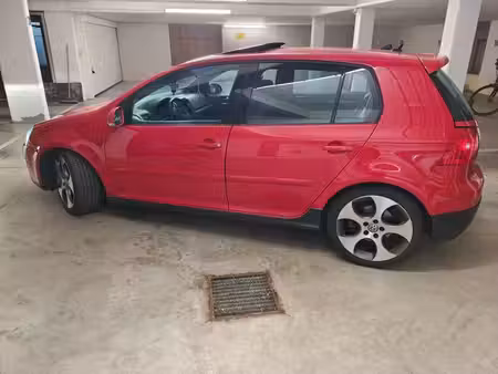 Volkswagen Golf GTI 2.0 200