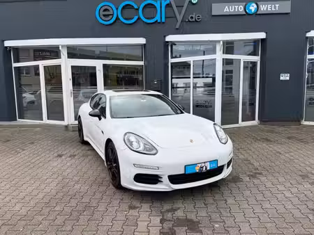Porsche Panamera V6 3.0 300