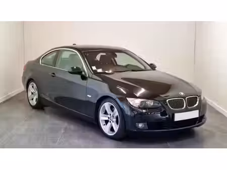 BMW Série 3 325i