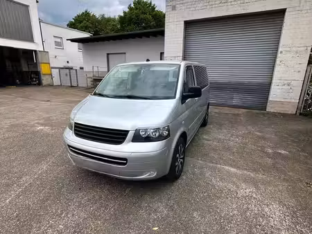Volkswagen Transporter T5 2.5 TDI 174