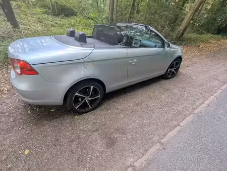 Volkswagen EOS 2.0 FSI 150