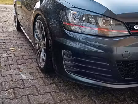 Volkswagen Golf GTI 2.0 TSI 220