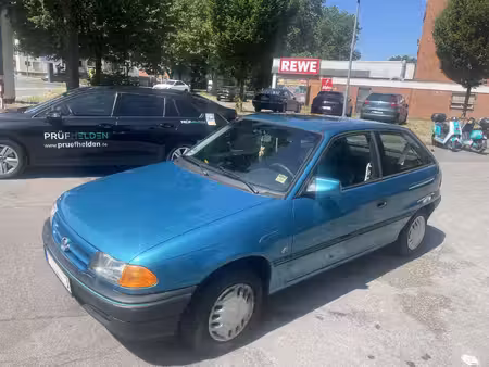 Opel Astra 1.8 GLS