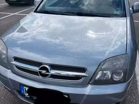 Opel Vectra 2.2 155