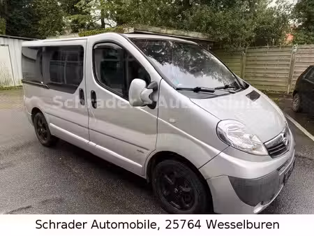Opel Vivaro 2.5 CDTI 145