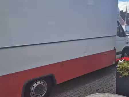 Renault Master 2.5 dCi 100