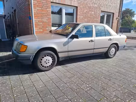 Mercedes-Benz Classe E 200 E