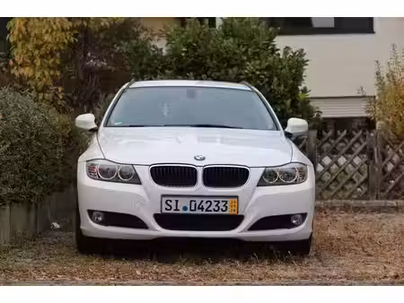 BMW Série 3 318i 2.0 143