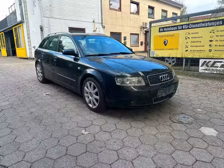 Audi A4 V6 2.5 TDI 163