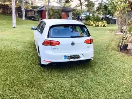 Volkswagen Golf TSI 110 R-Line