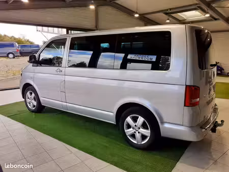 Volkswagen Multivan 