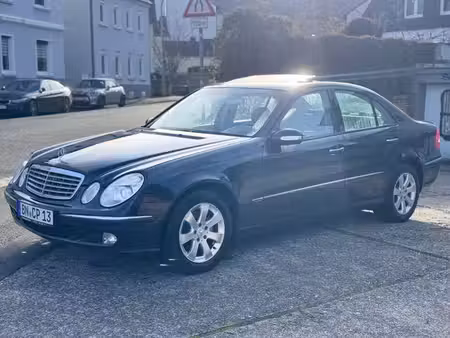 Mercedes-Benz Classe E E 200