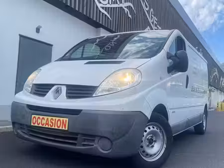 Renault Trafic 2.5 dCi 115