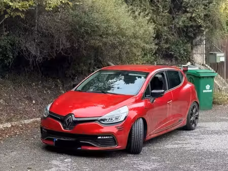 Renault Clio RS 1.6 T 200