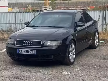 Audi A4 V6 2.5 TDI 180 quattro