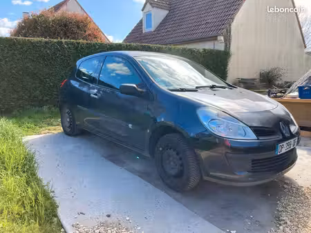 Renault Clio 1.2 75