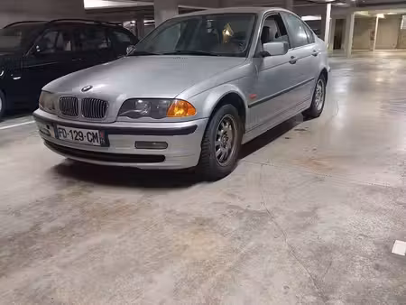 BMW Série 3 320i 2.2 170
