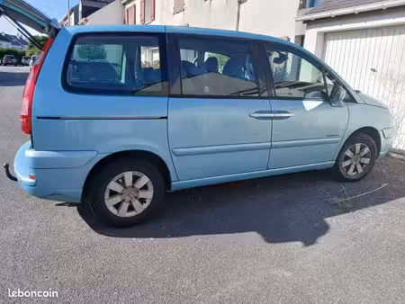 Citroën C8 