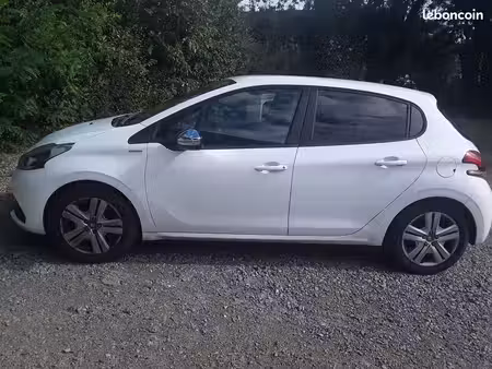 Peugeot 208 1.6 THP 208