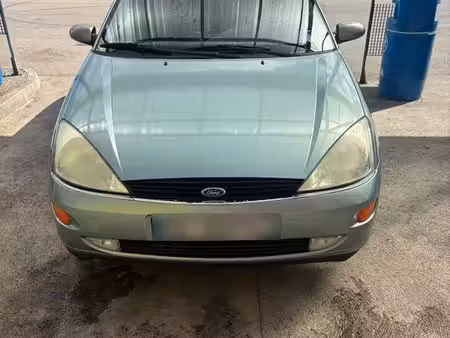 Ford Focus 1.6 100