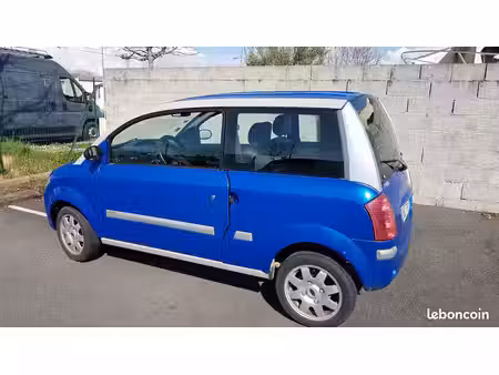 Microcar MC2