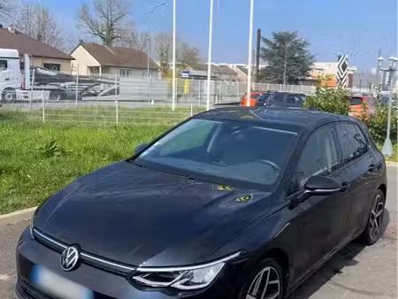 Volkswagen Golf 1.0 TSI 110