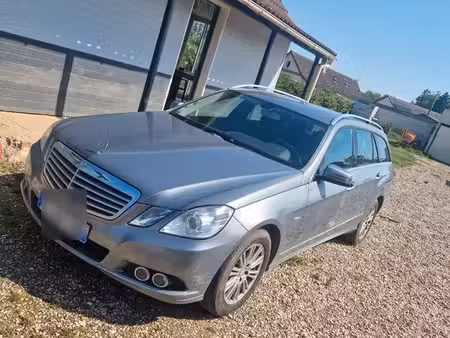 Mercedes-Benz Classe E 2.1 136