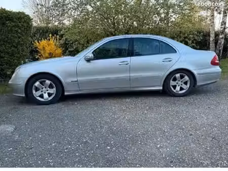 Mercedes-Benz Classe E E 280 V6 2.8 204