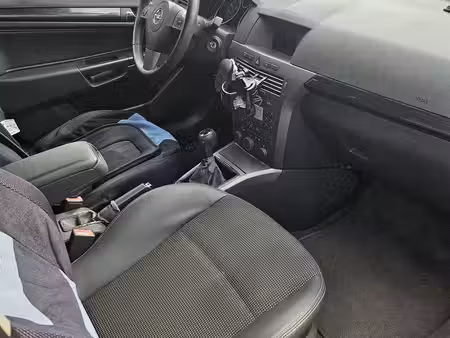 Opel Astra 1.6 105