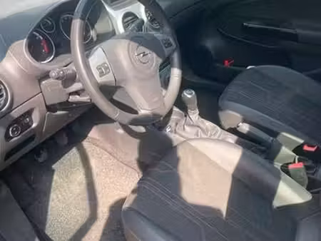 Opel Corsa 1.4 87