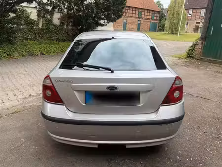 Ford Mondeo 1.6 TI 125