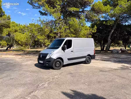 Renault Master 2.3 dCi 110