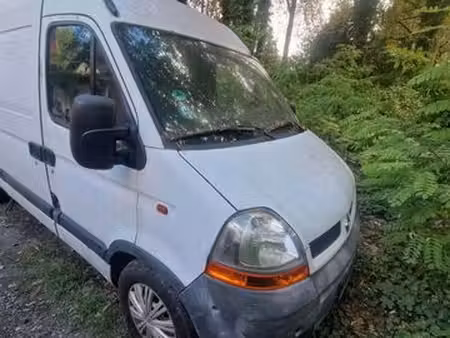 Renault Master 2.5 dCi 120