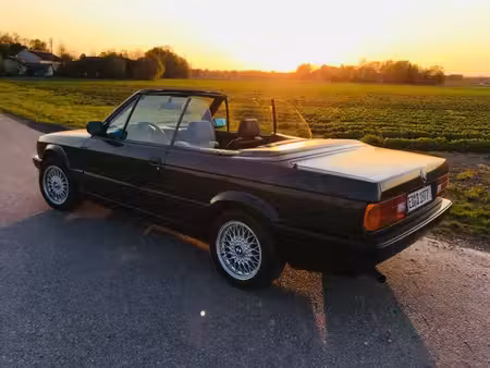 BMW Série 3 318i 2.0