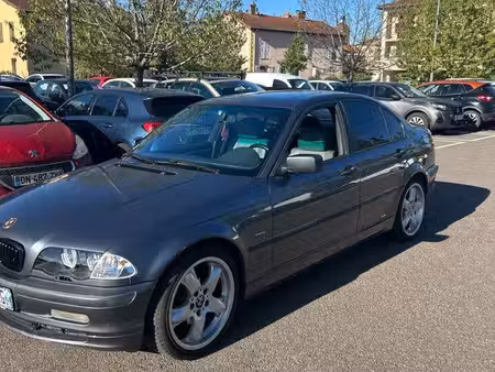 BMW Série 3 320d 2.0 136