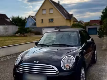 Mini Cabrio Cooper 1.6 122 Red Hot Chili