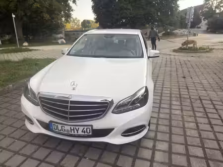 Mercedes-Benz Classe E E 200 2.1 136