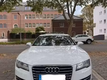 Audi A7 V6 3.0 S line