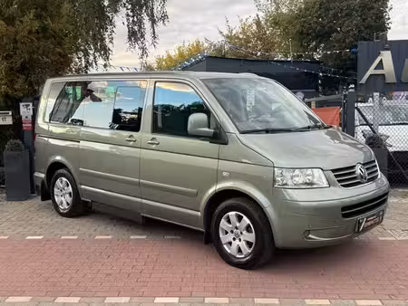 Volkswagen Transporter T5 2.5 TDI 174