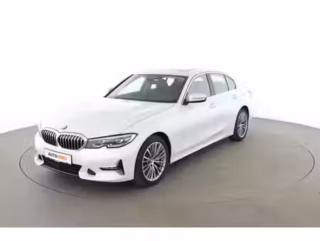 BMW Série 3 330i 2.0 258