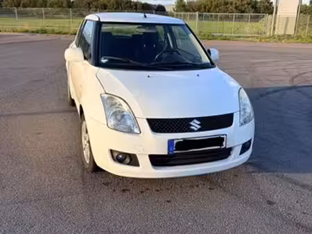 Suzuki Swift 1.3 92