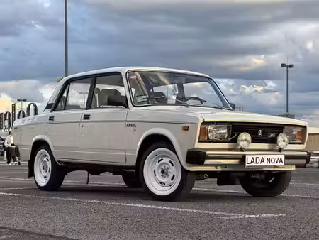 Lada Nova 