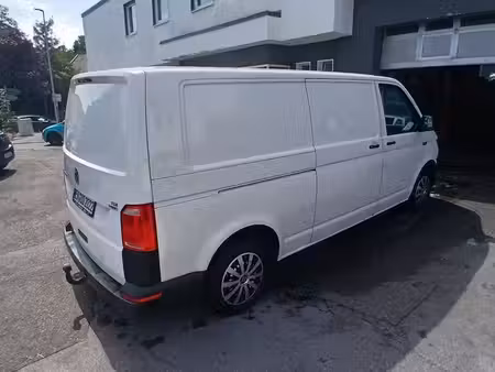 Volkswagen Transporter T5 2.0 TDI 140