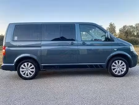 Volkswagen Transporter T5 California Beach