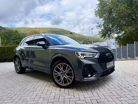 Audi Q3 45 TFSI 1.4 TFSI 180 S line