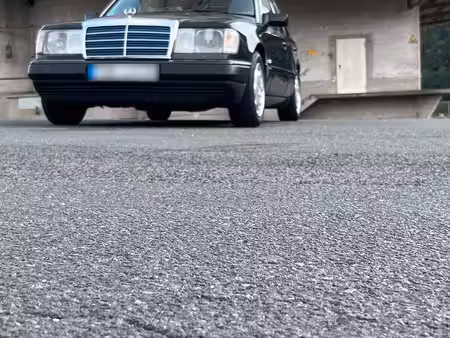 Mercedes-Benz Classe E 200 E 136