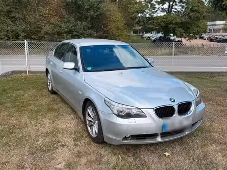 BMW Série 5 523i 170